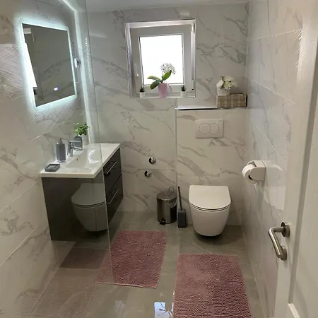 卡塔琳娜公寓 波雷奇